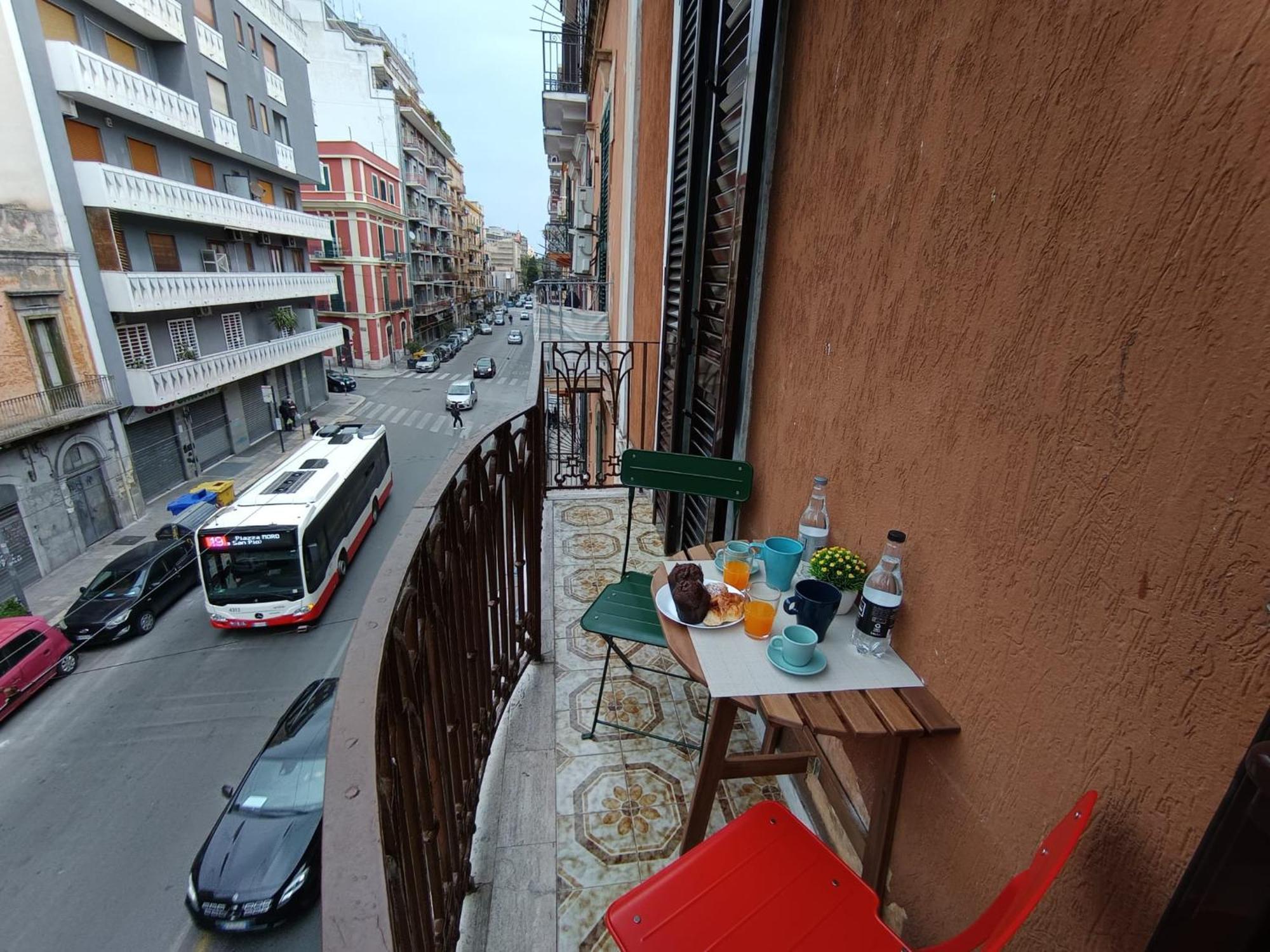 Apartmán Dimora Crispi 70 Bari Exteriér fotografie